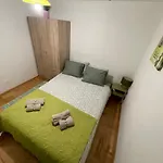 Hostal Do Wynajecia - Podwislocze 8a
