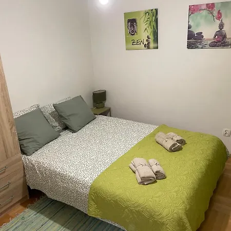 Hostal Do Wynajecia - Podwislocze 8a *