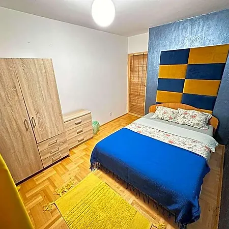 Do Wynajęcia - Podwisłocze 8a Hostel *